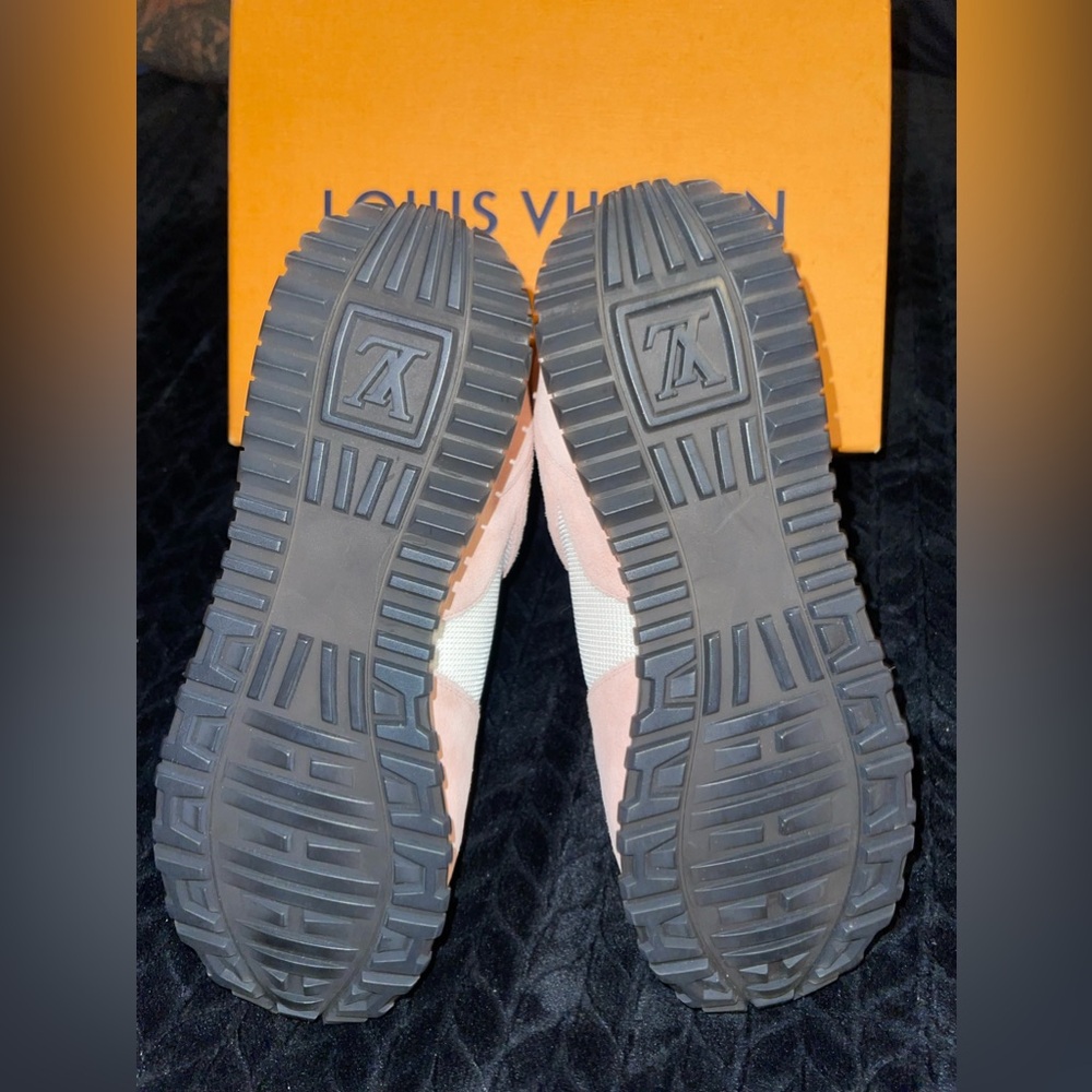 Perfect Conditions! - Picture 11 of 13